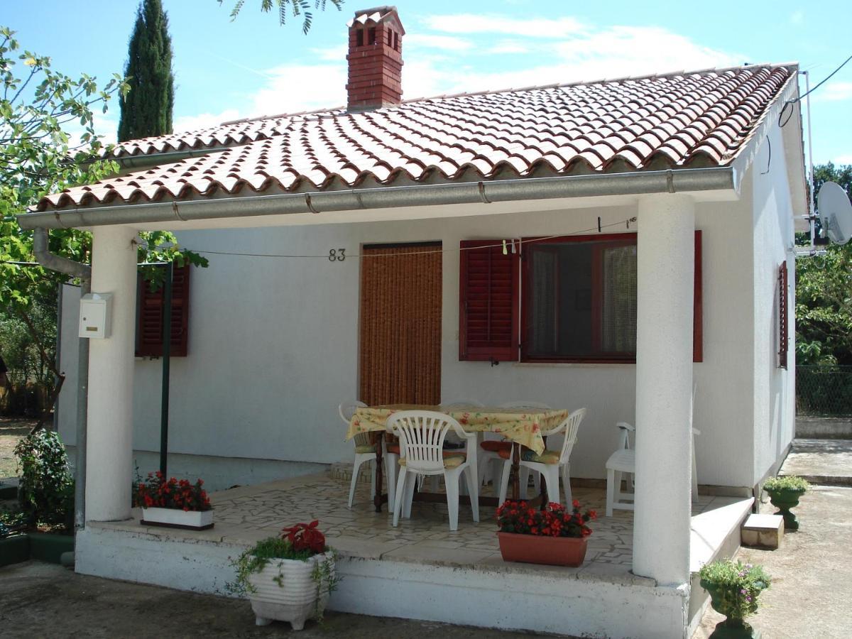 Medel Villa Medulin Bagian luar foto